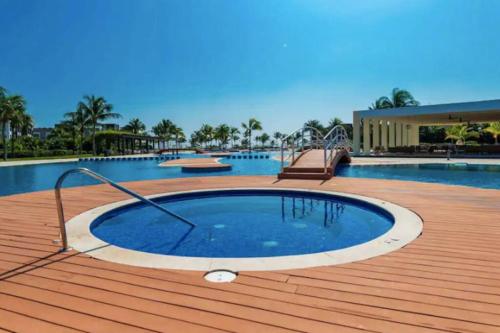 MAREAZUL Beachfront Apartment 2BR Private Pool Casa Áncora - image 5