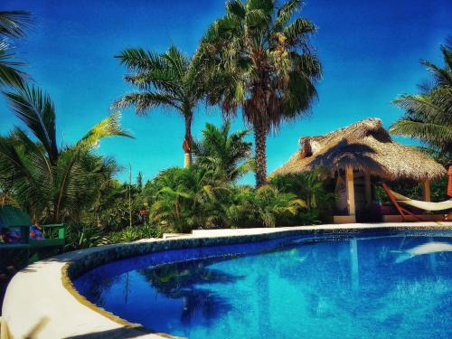 OCEAN OASIS HOTEL - All meals-included, adult only, four casitas boutique resort