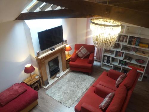 House - Sleeps 2 pet friendly & free parking, Hull (photo 6)