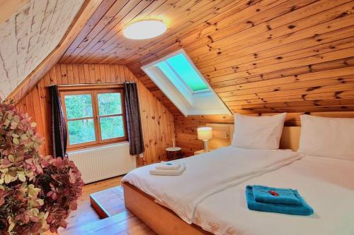  Blockhütterl am Waldrand in Stockheim