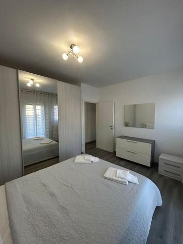 Two-Bedroom Apartment image 5