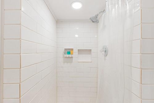 The Overlook Farm The Overlook Farm