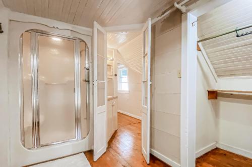 The Overlook Farm The Overlook Farm