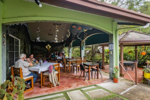 El Oasis Hotel y Restaurante - 식음료(F&B)