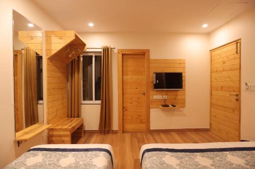 Comfort Triple Room image 1