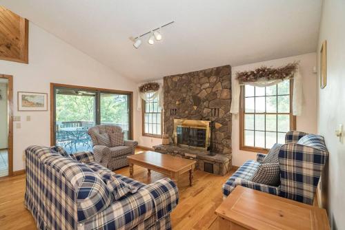 PERFECt STRESS RELIEVER & SURROUNDED BY NATURE