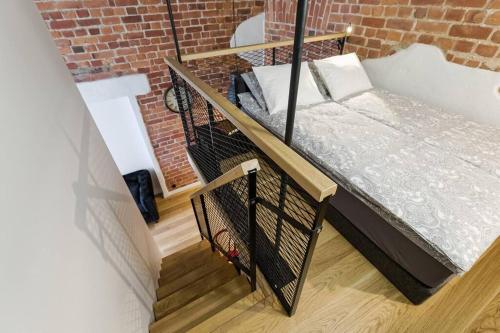Loft Black and Red, Tallinn (photo 8)