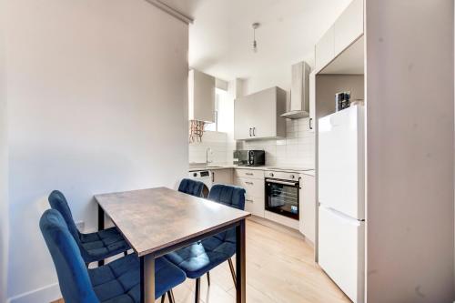 2 Bedroom Apartment in Brixton with Wi-Fi