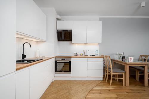 Apartments 24h Room Type - One-Bedroom Apartment Apartments 24h Room Type - One-Bedroom Apartment