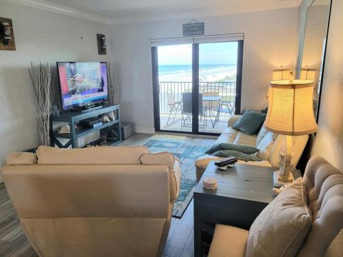 Hacienda del Sol II - 509 in New Smyrna Beach, USA