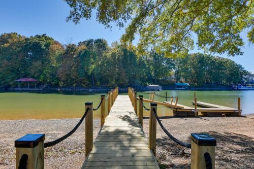 The Retreat at Lake Norman with Shared Dock and Slip