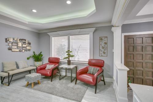 Eclectic Westwego Retreat with Sunroom and Patio! - image 12
