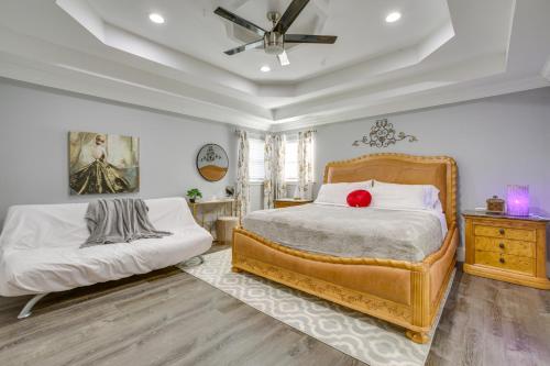 Eclectic Westwego Retreat with Sunroom and Patio! - image 3