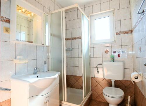 Two-Bedroom Apartment image 3