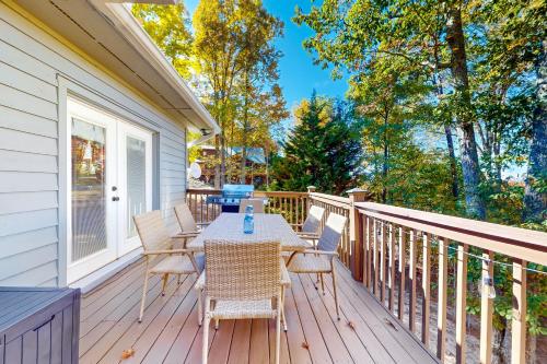 Sky View Lodge in Murphy, USA