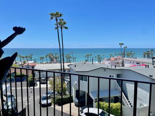 SurfView VR - Best Ocean and Pier View, 5 mins to Beach, Cozy Patio, Pet Friendly, San Clemente (Foto 10)