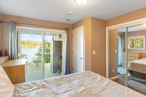 Amber Waters Hideaway Amber Waters Hideaway