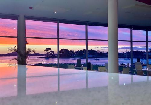 ห้องอาหาร, ยอร์ก โคฟ (York Cove) in จอร์จ ทาวน์