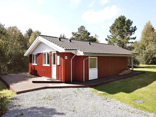  6 person holiday home in lb k, Pension in Ålbæk
