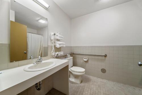 Executive Inn