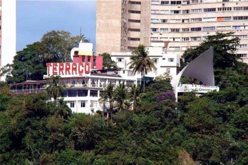 APTO EM SÃO VICENTE, PRAIA ITARARÉ, À UMA QUADRA DA PRAIA, 2 quartos, ÓTIMA LOCALIZAÇÃO