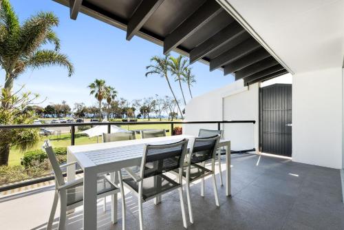 Byron Bay Beachfront Holiday Apartments Penthouse 10 — other in 39 lAwson Street  	, Byron Bay Australia, 2481