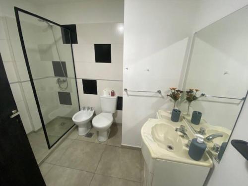 hermoso dpto. con amplio dorm. near La Esencia