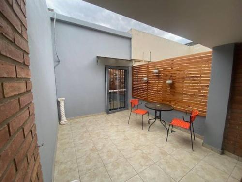 hermoso dpto. con amplio dorm. near La Esencia