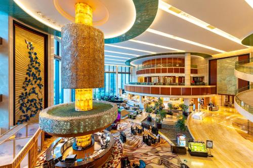 Pub/Lounge, Sheraton Jinan Hotel in Csinan