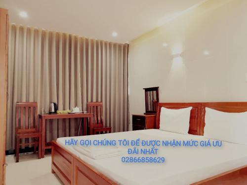 Deluxe Double Room image 3
