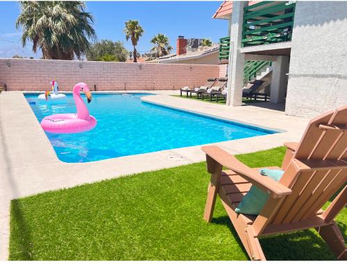 Desert Getaway by Palm Springs! W/Pool & Hot Tub
