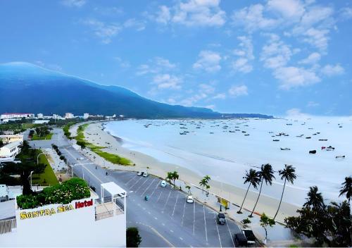 Surrounding environment, Sontra Sea Hotel in Tho Quang