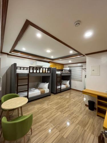 The Legacy Hotel Room Type - 4-Bed Mixed Dormitory Room