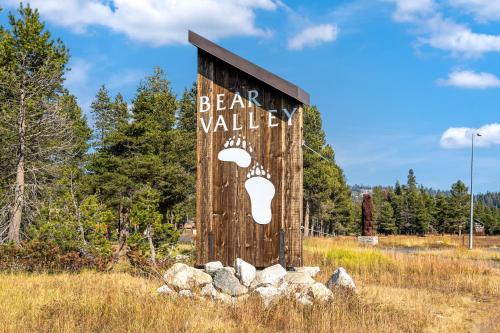 3 Story Cabin in Beautiful Bear Valley #47