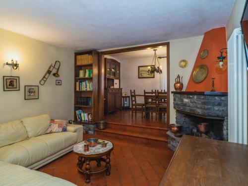  Cheerful holiday home in Poggio with private garden in Vitoio