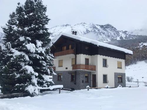 La Rondine - Appartamento Panoramico 6 Posti Letto In Villetta Champoluc