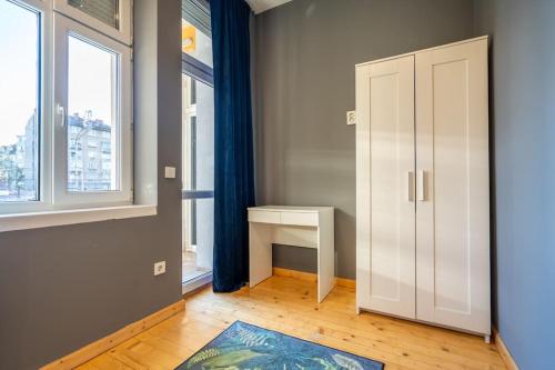 Stylish Stay - 2BDR, 2BTHR+ Free Parking, Sofia (photo 6)