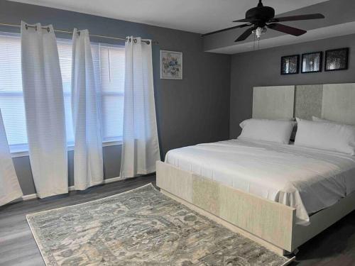 Urban Oasis 3 Kings bed 3Mins from EWR-NYC Downtow in Newark, USA