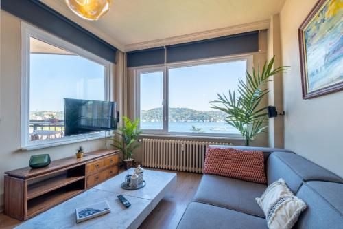 Stunning 2Br Apt at the Brim of the Bosphorus