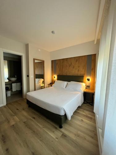 1 queen bed