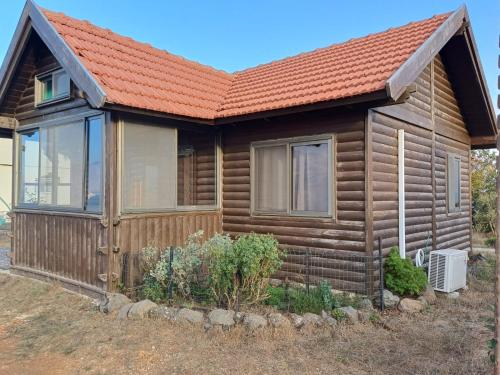 בקתות קסם חרמון in Majdal Shams