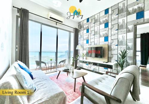 SilverScape l 4BR l Dual Key l B1604 l 8-11 pax l Seaview l InfinityPool l City Centre by Jay Stay