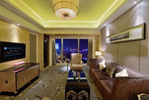 Wyndham Grand Plaza Royale Colorful Yunnan photo 2