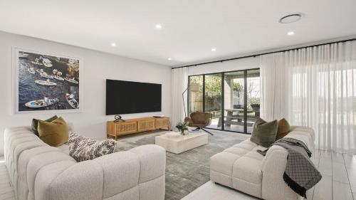 Létesítmények, Lux Beach House at Merewether in Merewether