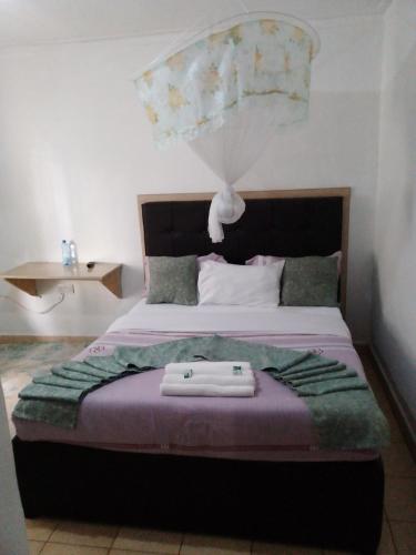 White House Lounge Kot Nelel Guest House