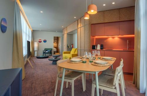 Radisson Blu 1835 Hotel Cannes - main image