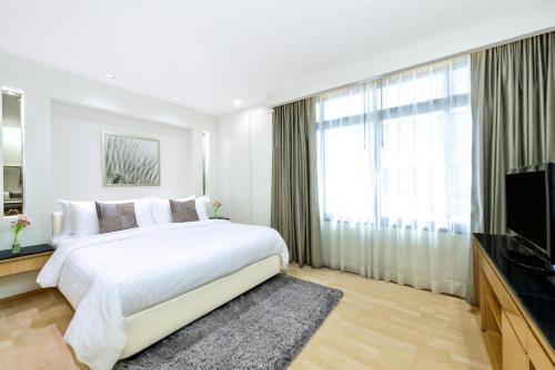 Executive Suite room in Centre Point Hotel Chidlom Bangkok