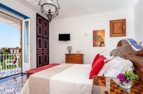 Villa Bijoux - Exclusive pool and sea view in อมัลฟี