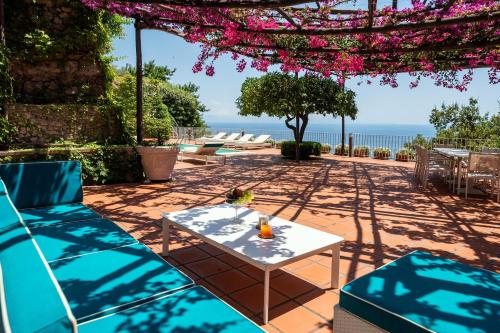 Villa Bijoux - Exclusive pool and sea view in อมัลฟี