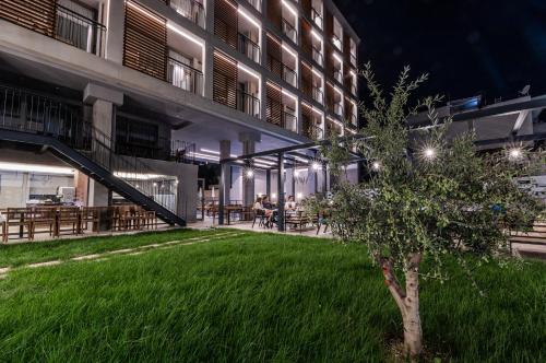 Magnes Hotel in โวลูส